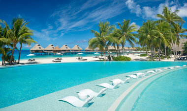 Conrad Bora Bora Nui pool